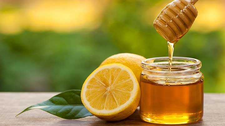 chanh mật ong là một vị thuốc cổ truyền trị ho, giải cảm